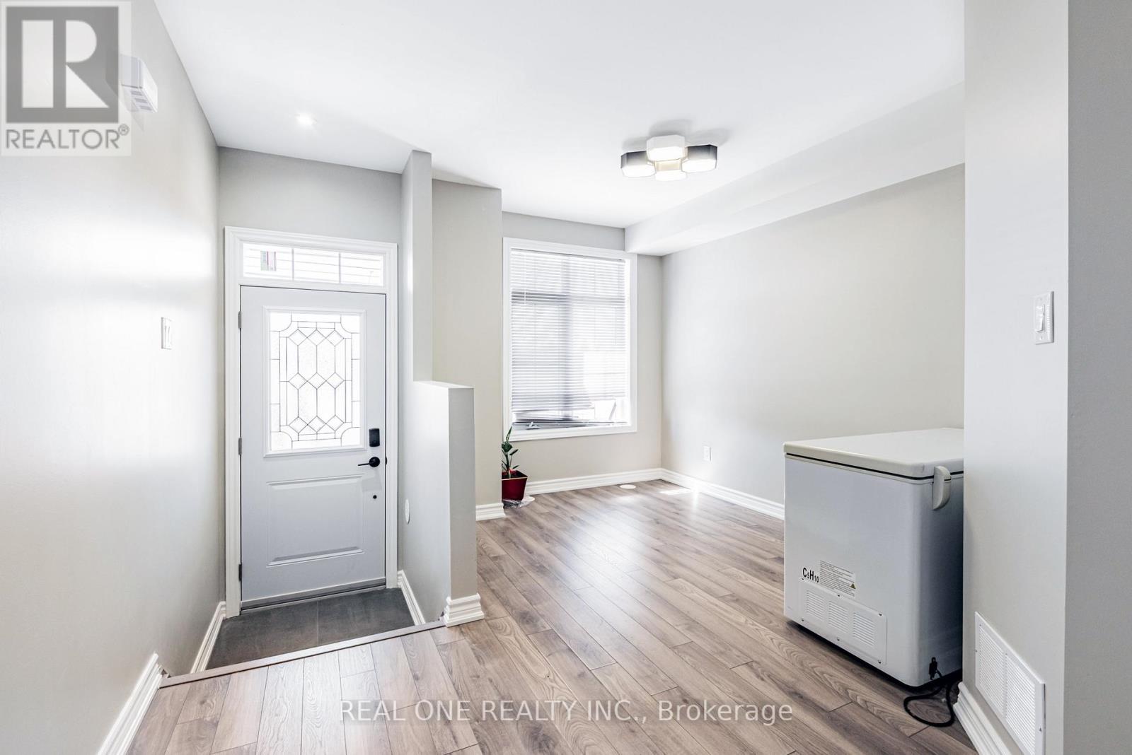 4798 16th Avenue, Markham, Ontario  L6C 0V8 - Photo 4 - N12793388