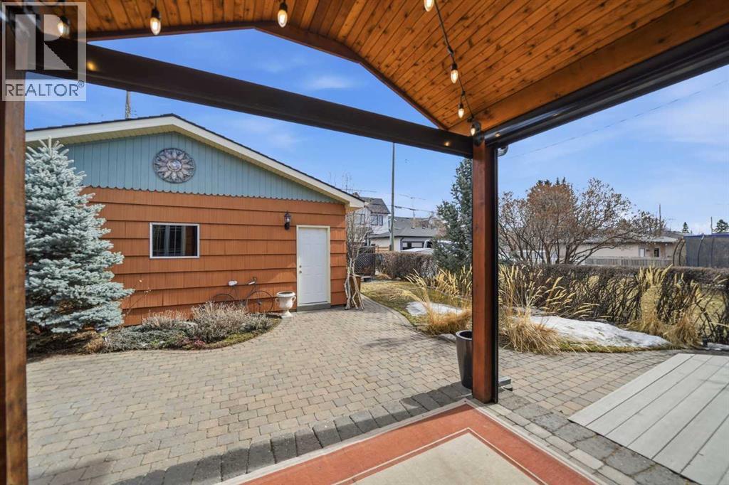 2208 31 Street Sw, Calgary, Alberta  T3E 2N4 - Photo 35 - A2289567