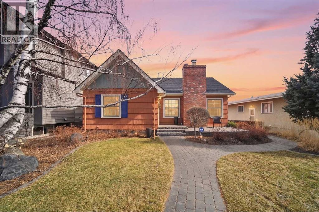 2208 31 Street Sw, Calgary, Alberta  T3E 2N4 - Photo 1 - A2289567