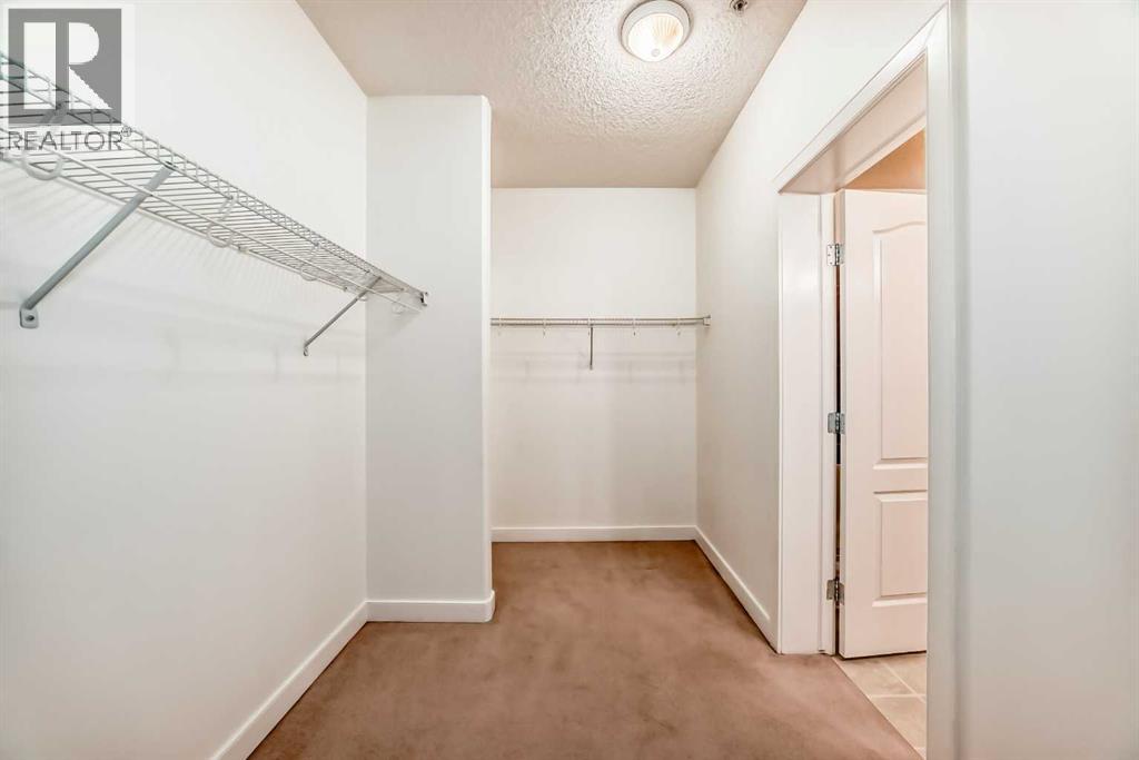 203, 20 Discovery Ridge Close Sw, Calgary, Alberta  T3H 5X4 - Photo 24 - A2294947