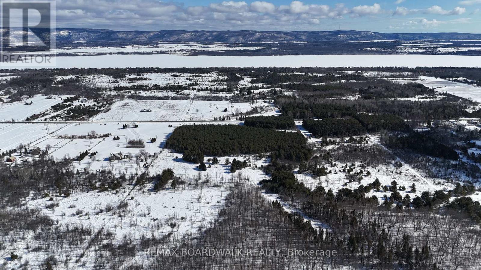 2955 Torwood Drive, Ottawa, Ontario  K0A 1T0 - Photo 3 - X12912672