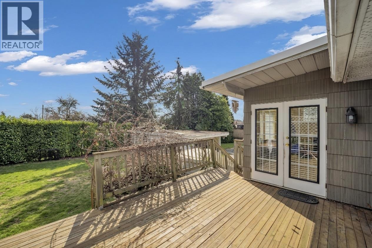 7758 15th Avenue, Burnaby, British Columbia  V3N 1W5 - Photo 11 - R3102799