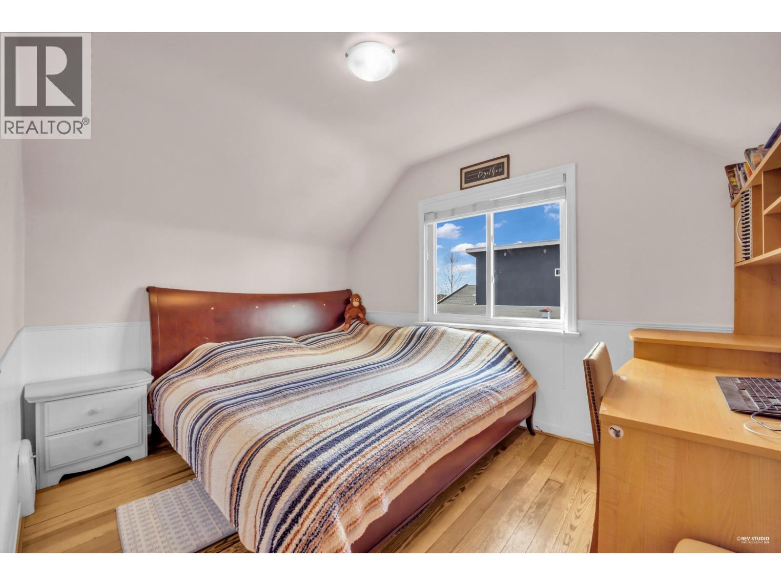 7758 15th Avenue, Burnaby, British Columbia  V3N 1W5 - Photo 15 - R3102799