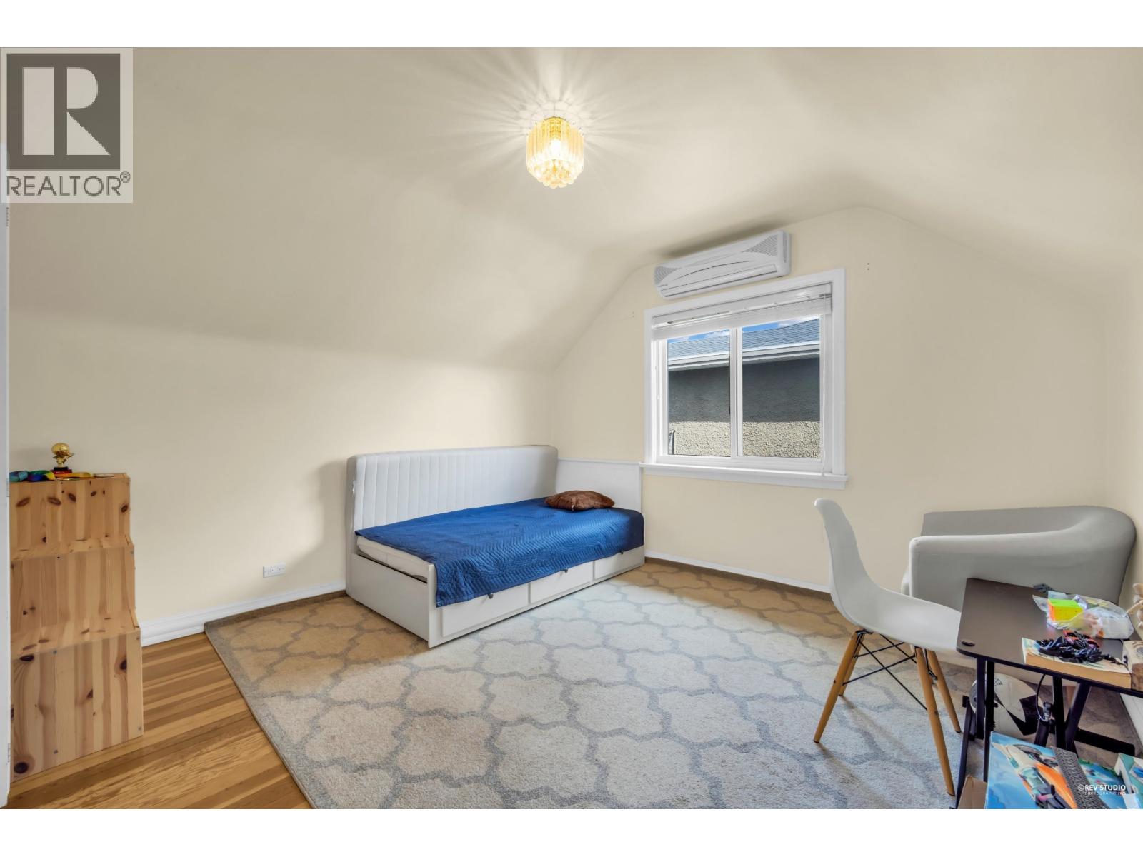 7758 15th Avenue, Burnaby, British Columbia  V3N 1W5 - Photo 17 - R3102799