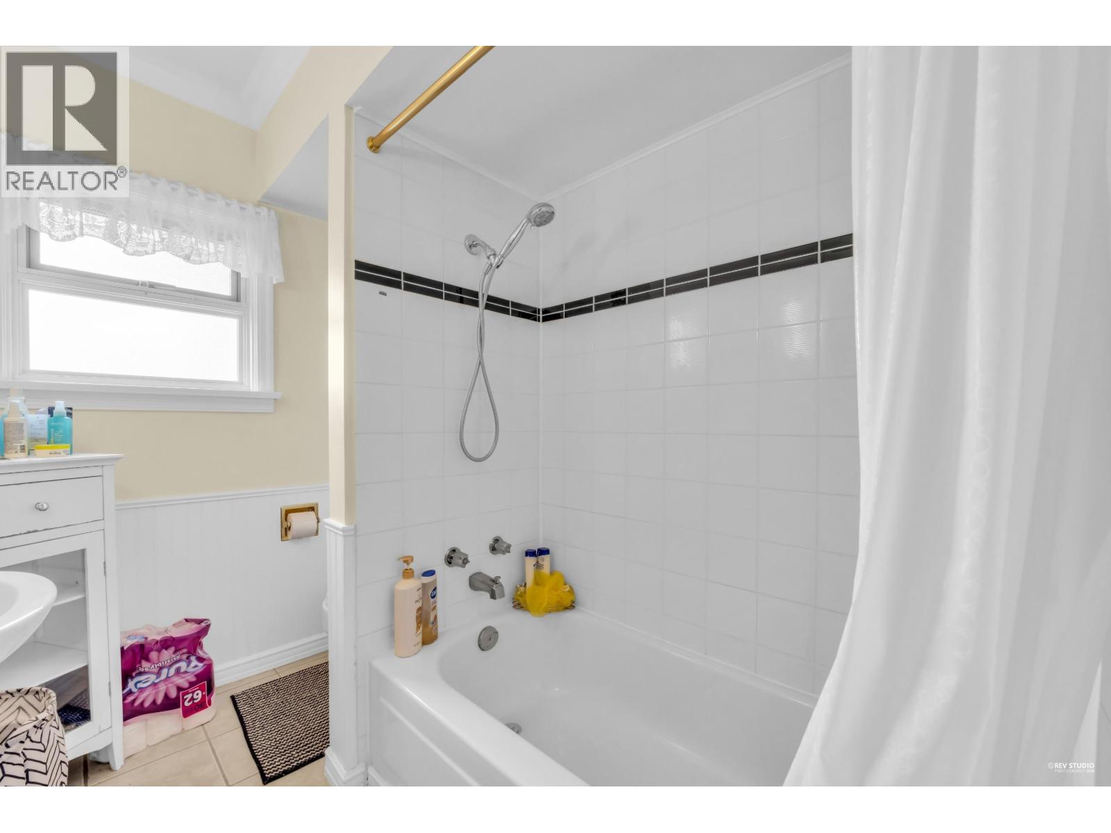 7758 15th Avenue, Burnaby, British Columbia  V3N 1W5 - Photo 19 - R3102799