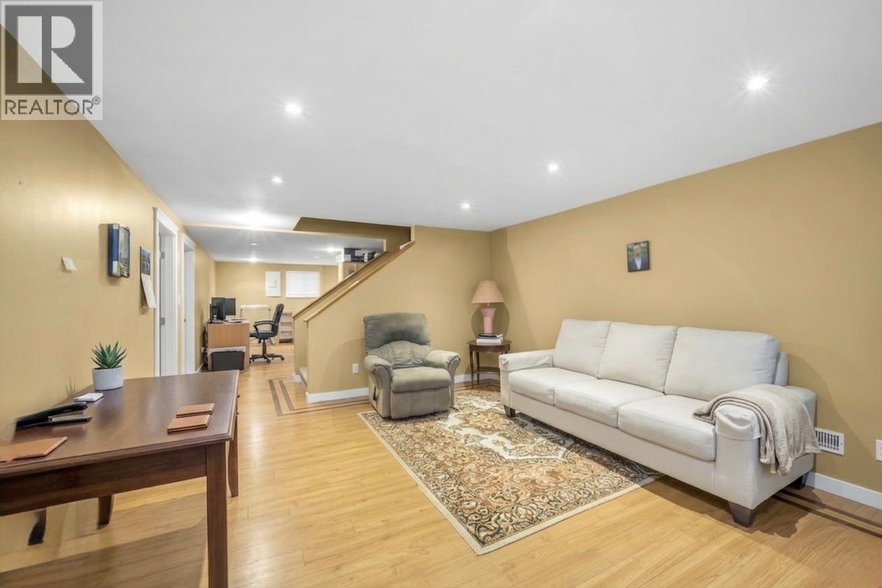 7758 15th Avenue, Burnaby, British Columbia  V3N 1W5 - Photo 21 - R3102799