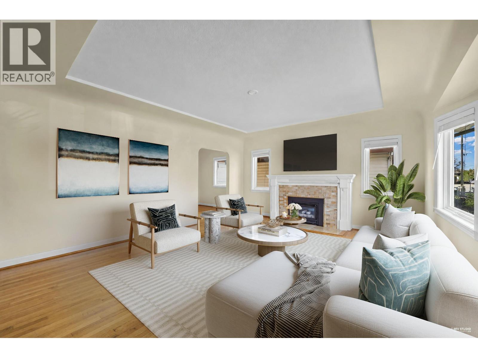 7758 15th Avenue, Burnaby, British Columbia  V3N 1W5 - Photo 5 - R3102799