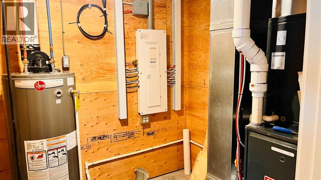 3 Greenview Crescent, Foremost, Alberta  T0K 0X0 - Photo 37 - A2295426