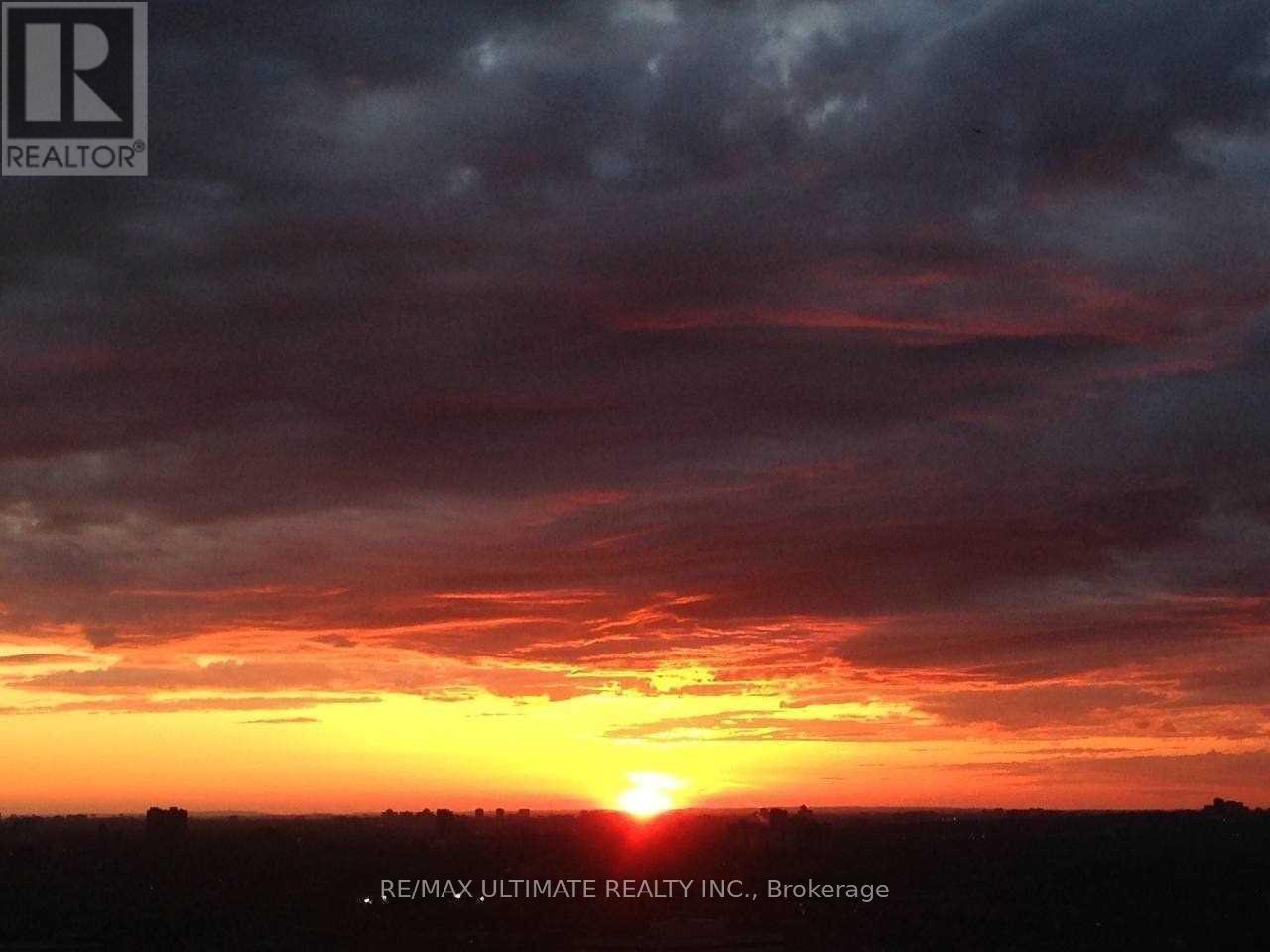 3903 - 397 Front Street W, Toronto, Ontario  M5V 3S1 - Photo 4 - C12912664