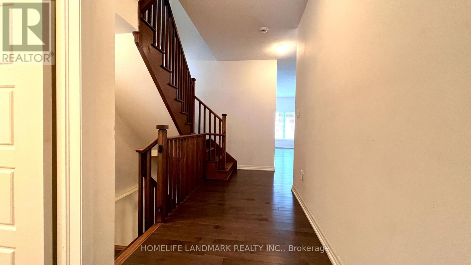 83 Tango Crescent, Newmarket, Ontario  L3X 0K4 - Photo 2 - N12912666