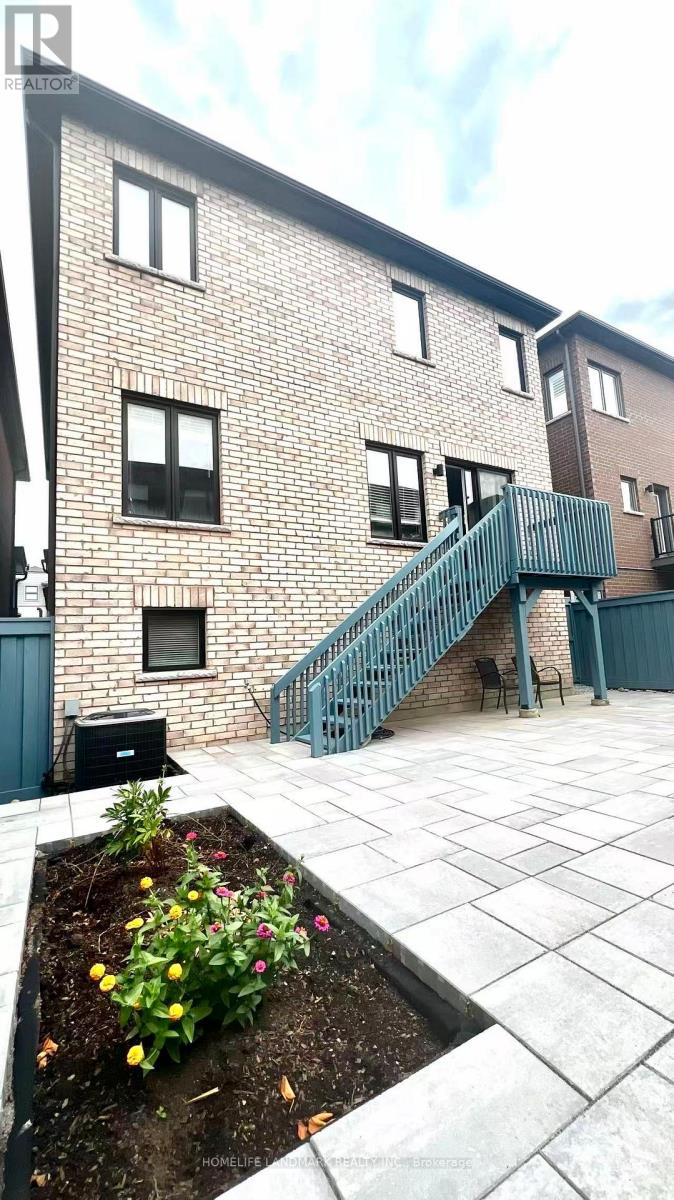 83 Tango Crescent, Newmarket, Ontario  L3X 0K4 - Photo 20 - N12912666