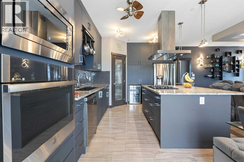 670 Muirfield Crescent, Lyalta, Alberta  T0J 1Y1 - Photo 3 - A2272150