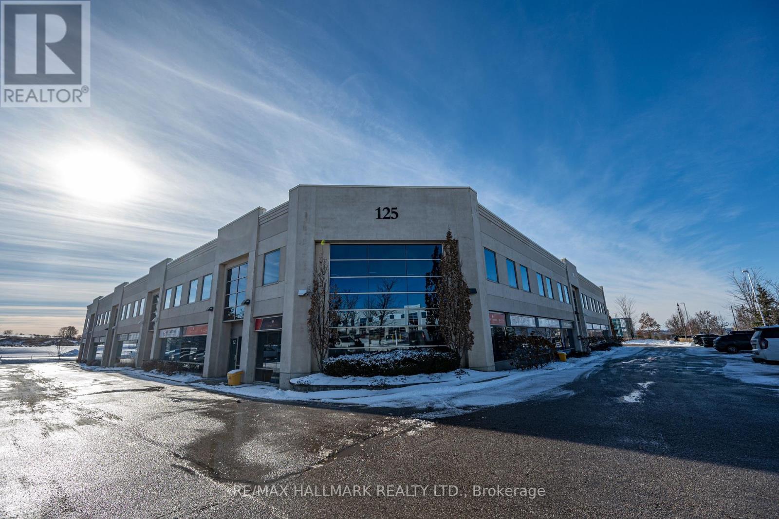 16 - 125 DON HILLOCK DRIVE, Aurora, Ontario