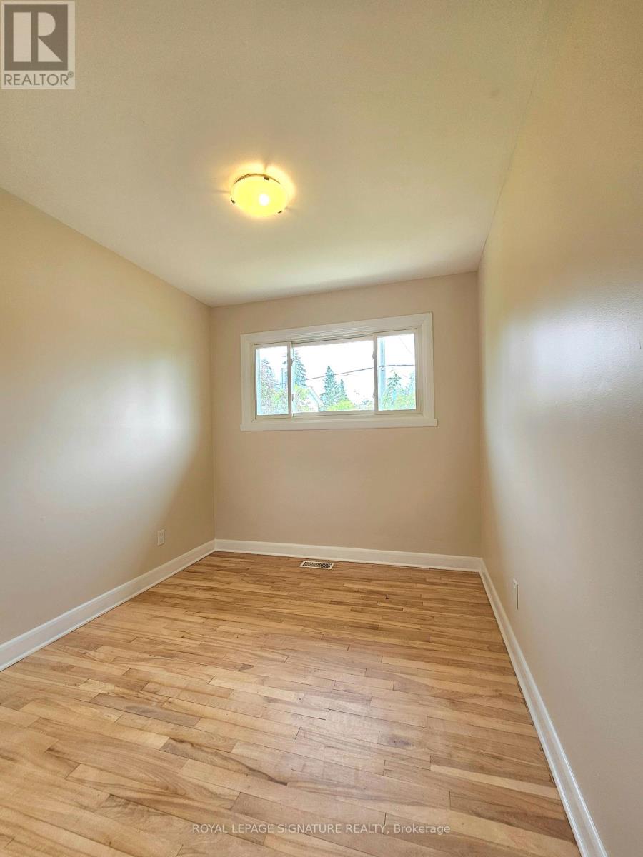 Main - 2368 Drury Lane, Ottawa, Ontario  K2C 1G5 - Photo 14 - X12907440