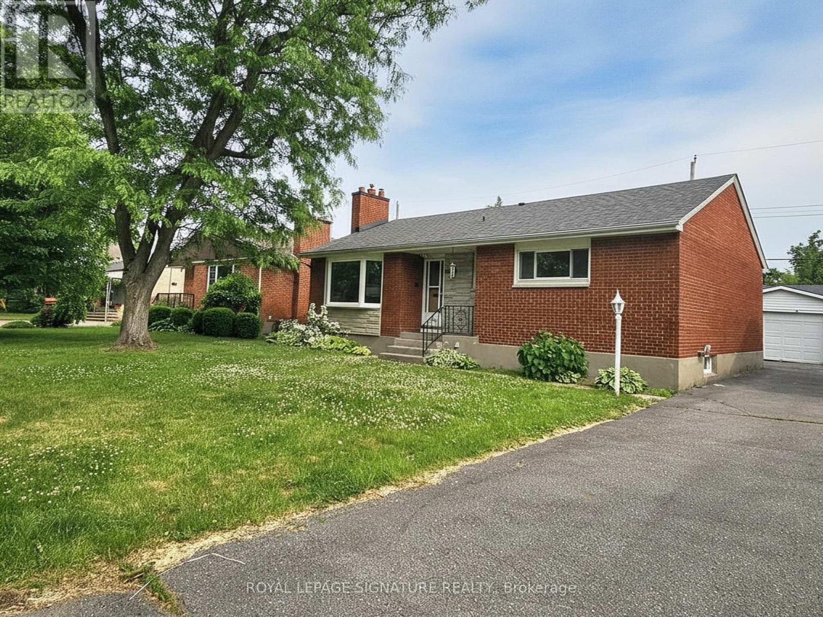 MAIN - 2368 DRURY LANE, Ottawa, Ontario