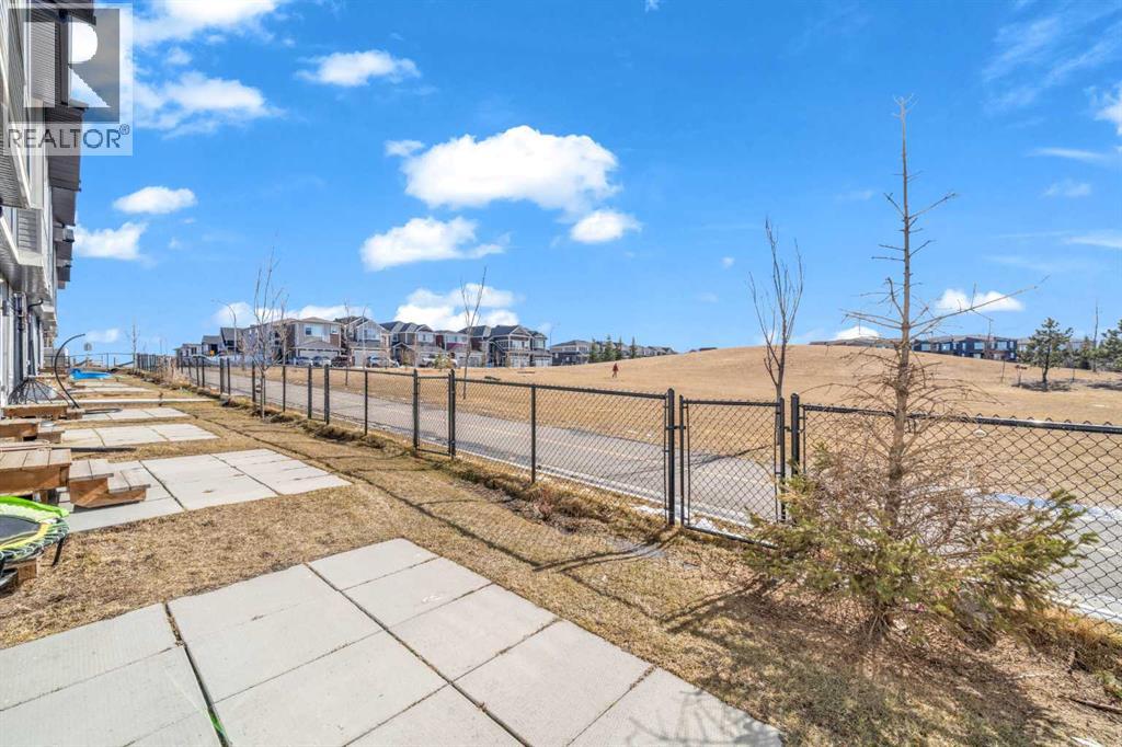 103, 116 Saddlestone Heath NE, Calgary, Alberta  T3J 5K8 - Photo 4 - A2294538