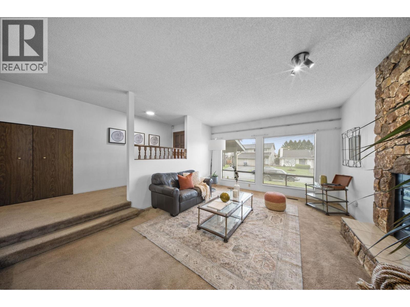 1940 LEACOCK STREET, Port Coquitlam, British Columbia