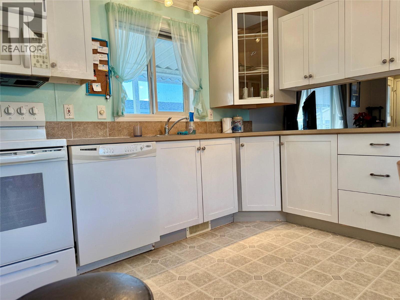 7225 Boundary Drive Unit# 8, Grand Forks, British Columbia  V0H 1V0 - Photo 6 - 10371879