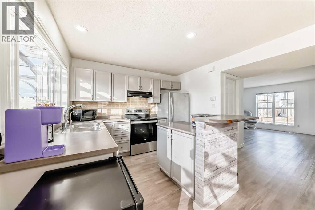 294 Elgin View SE, Calgary, Alberta  T2Z 4N6 - Photo 9 - A2282822