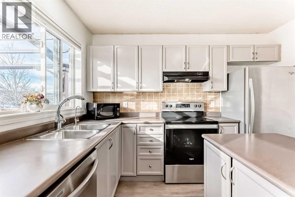 294 Elgin View SE, Calgary, Alberta  T2Z 4N6 - Photo 8 - A2282822