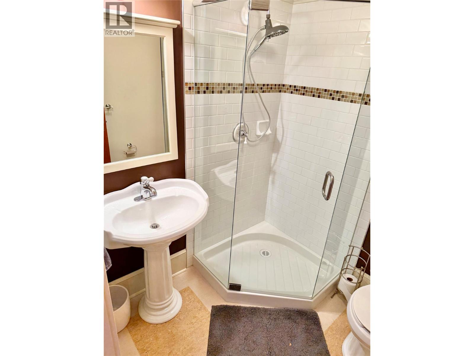 7298 18th Street, Grand Forks, British Columbia  V0H 1H0 - Photo 22 - 10371492