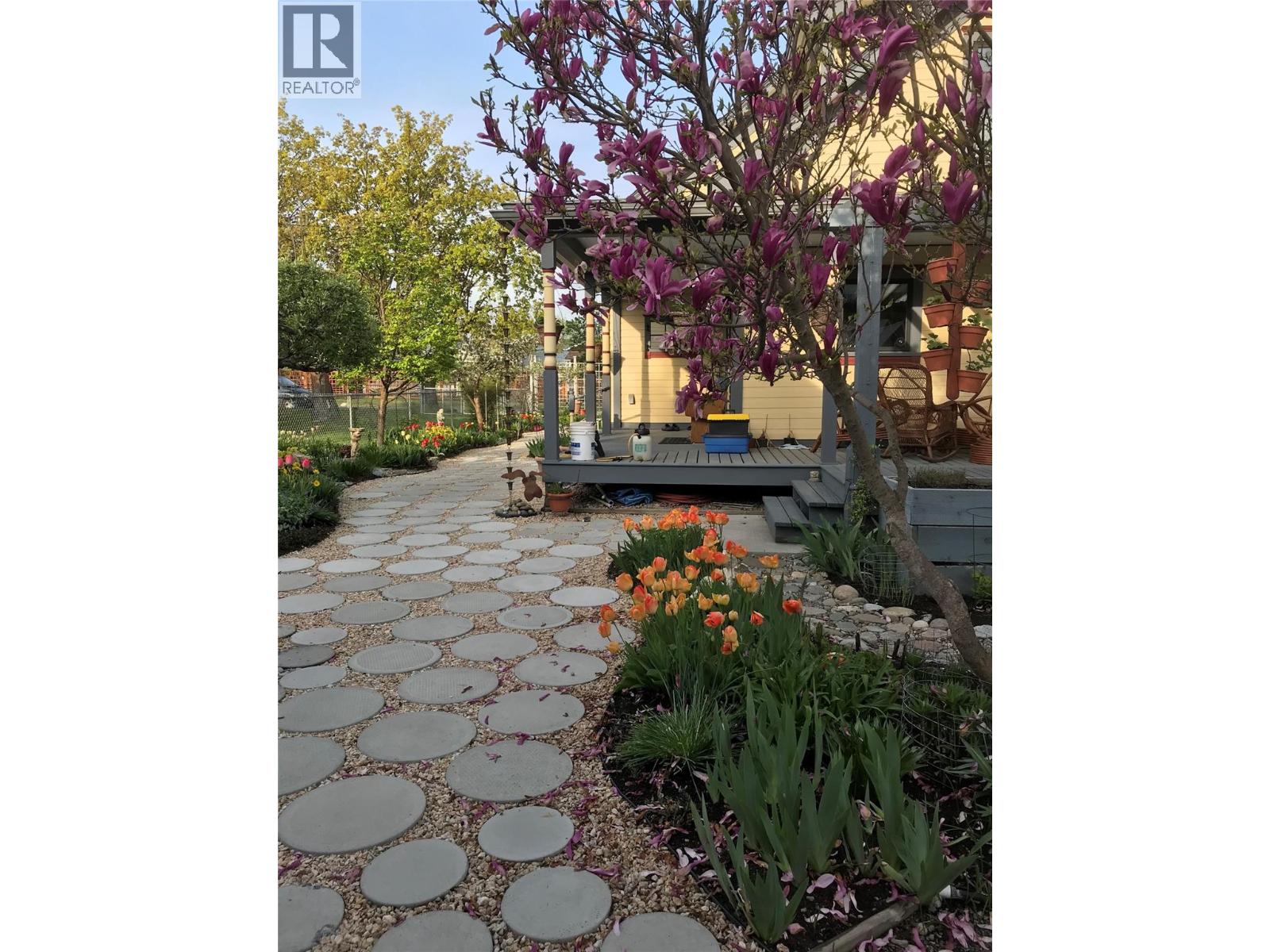 7298 18th Street, Grand Forks, British Columbia  V0H 1H0 - Photo 38 - 10371492