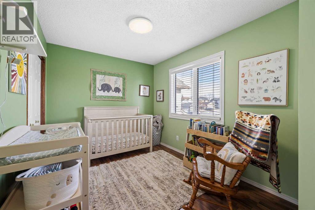 292 Douglas Ridge Close Se, Calgary, Alberta  T2Z 2M4 - Photo 13 - A2291748