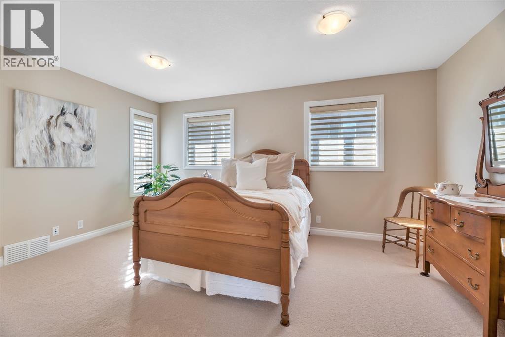 32 Everhollow Crescent Sw, Calgary, Alberta  T2Y 5H3 - Photo 29 - A2295391