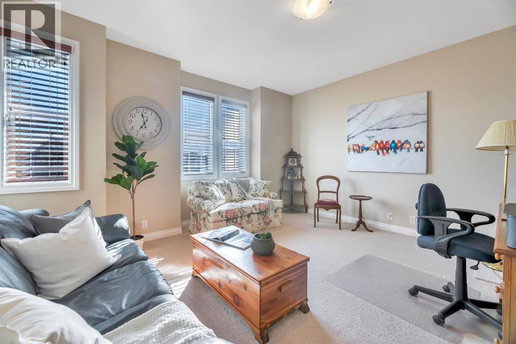 32 Everhollow Crescent Sw, Calgary, Alberta  T2Y 5H3 - Photo 27 - A2295391