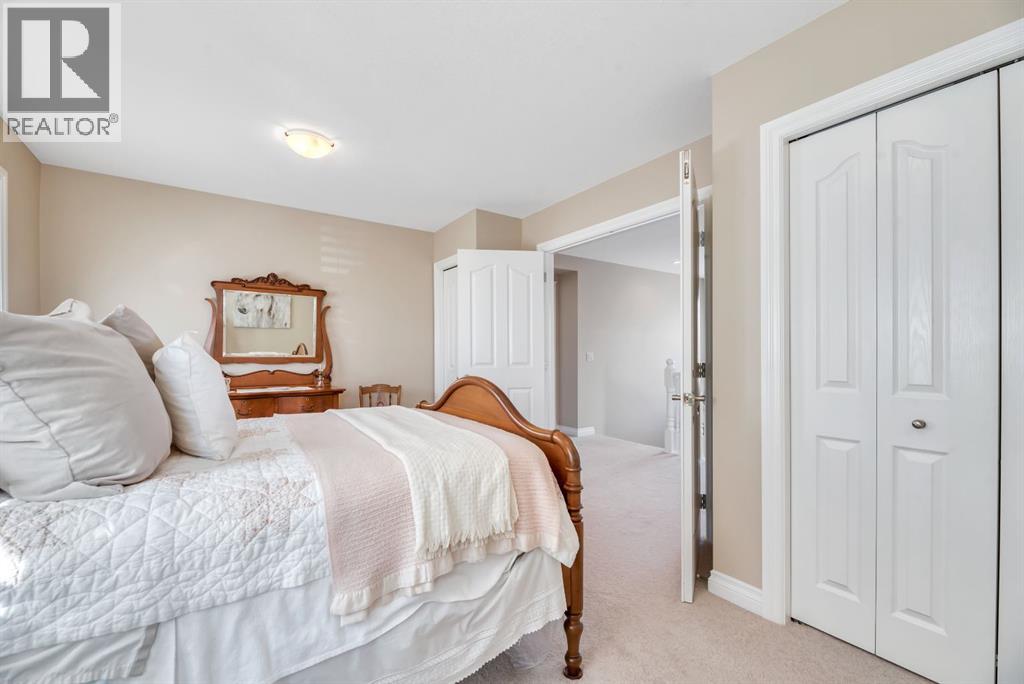 32 Everhollow Crescent Sw, Calgary, Alberta  T2Y 5H3 - Photo 30 - A2295391