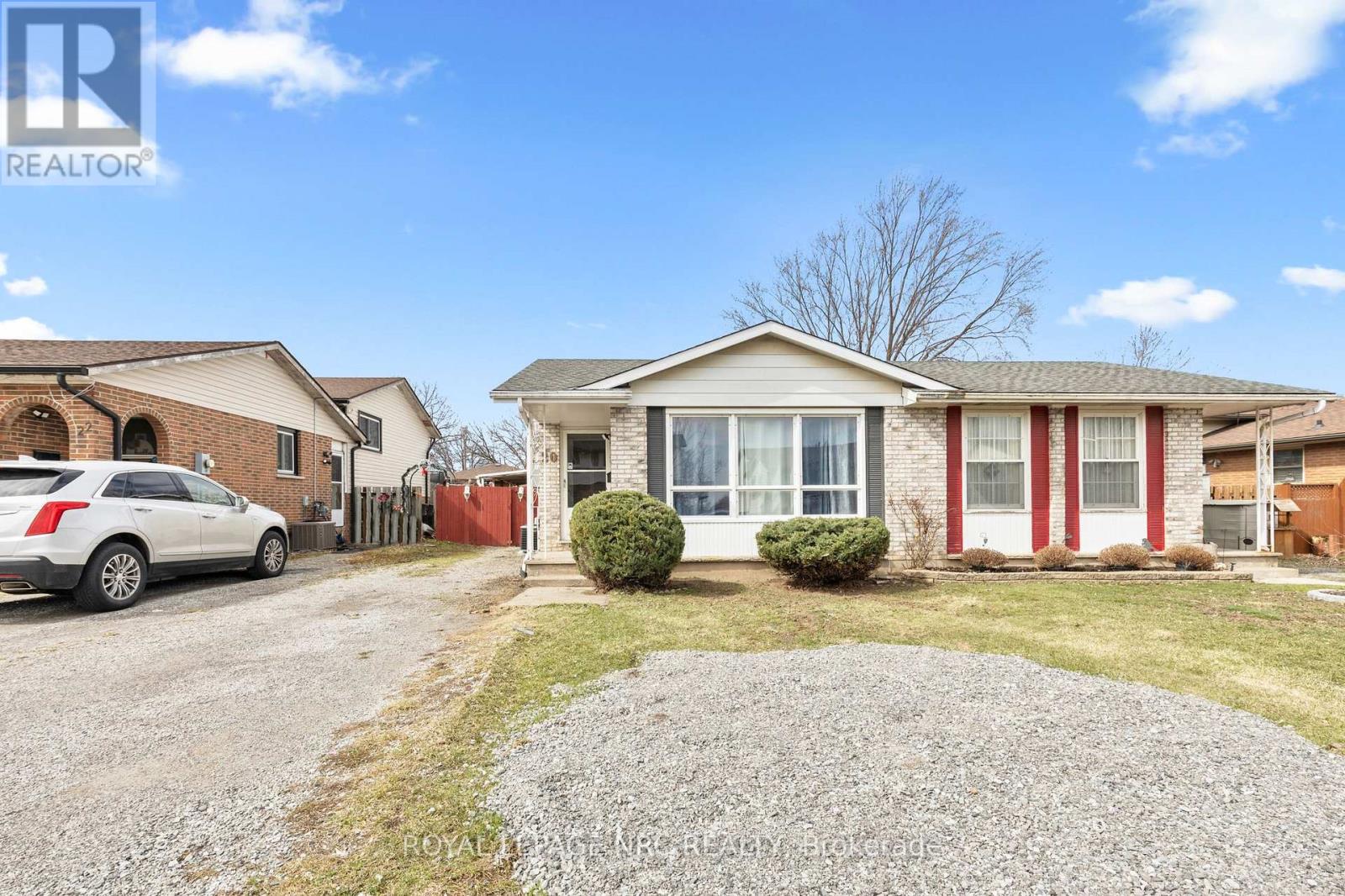 20 CANTERBURY DRIVE, St. Catharines, Ontario