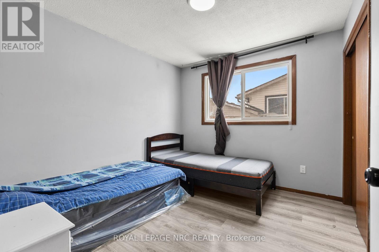 20 Canterbury Drive, St. Catharines, Ontario  L2P 3M7 - Photo 12 - X12912684