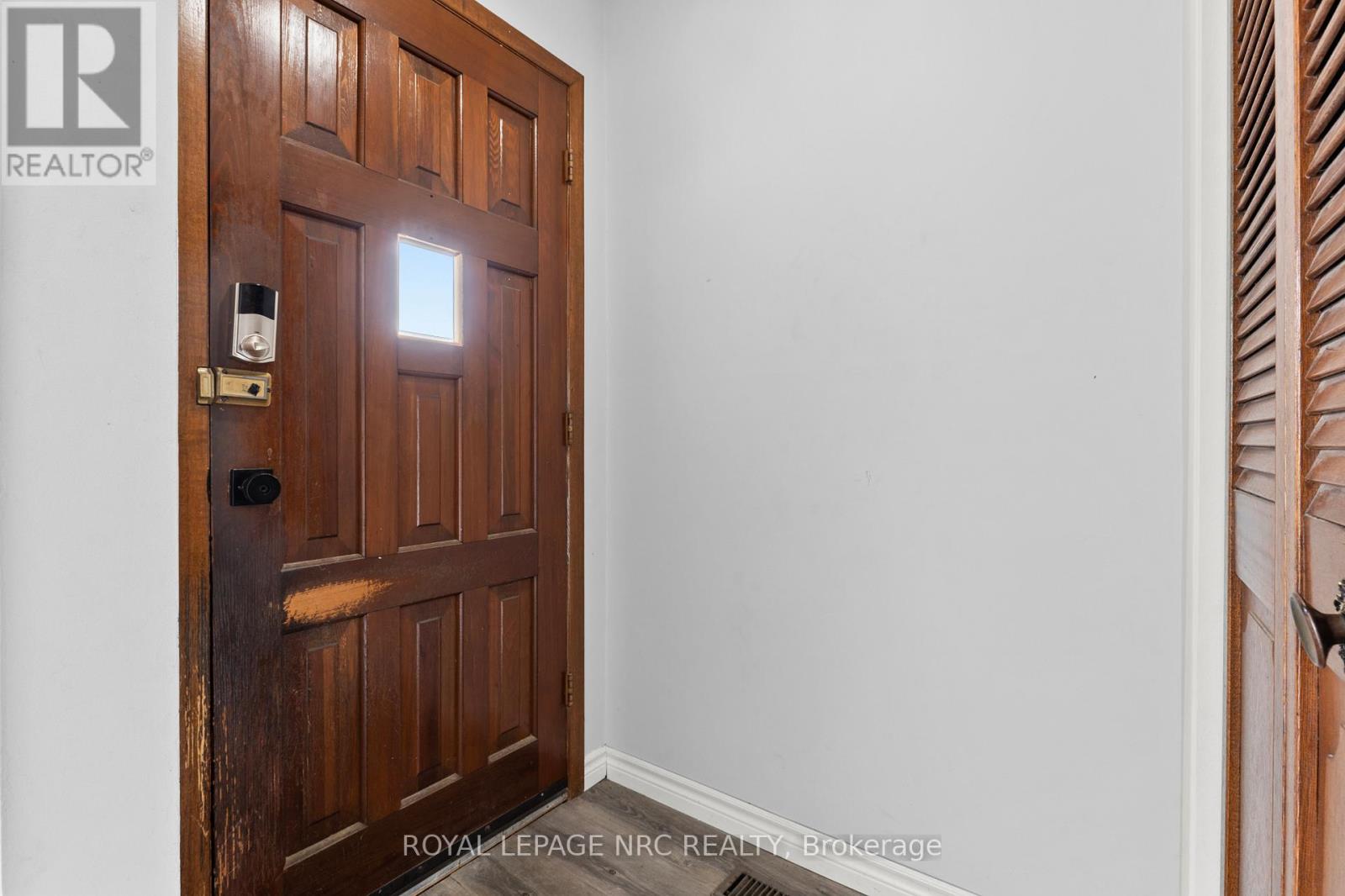 20 Canterbury Drive, St. Catharines, Ontario  L2P 3M7 - Photo 6 - X12912684