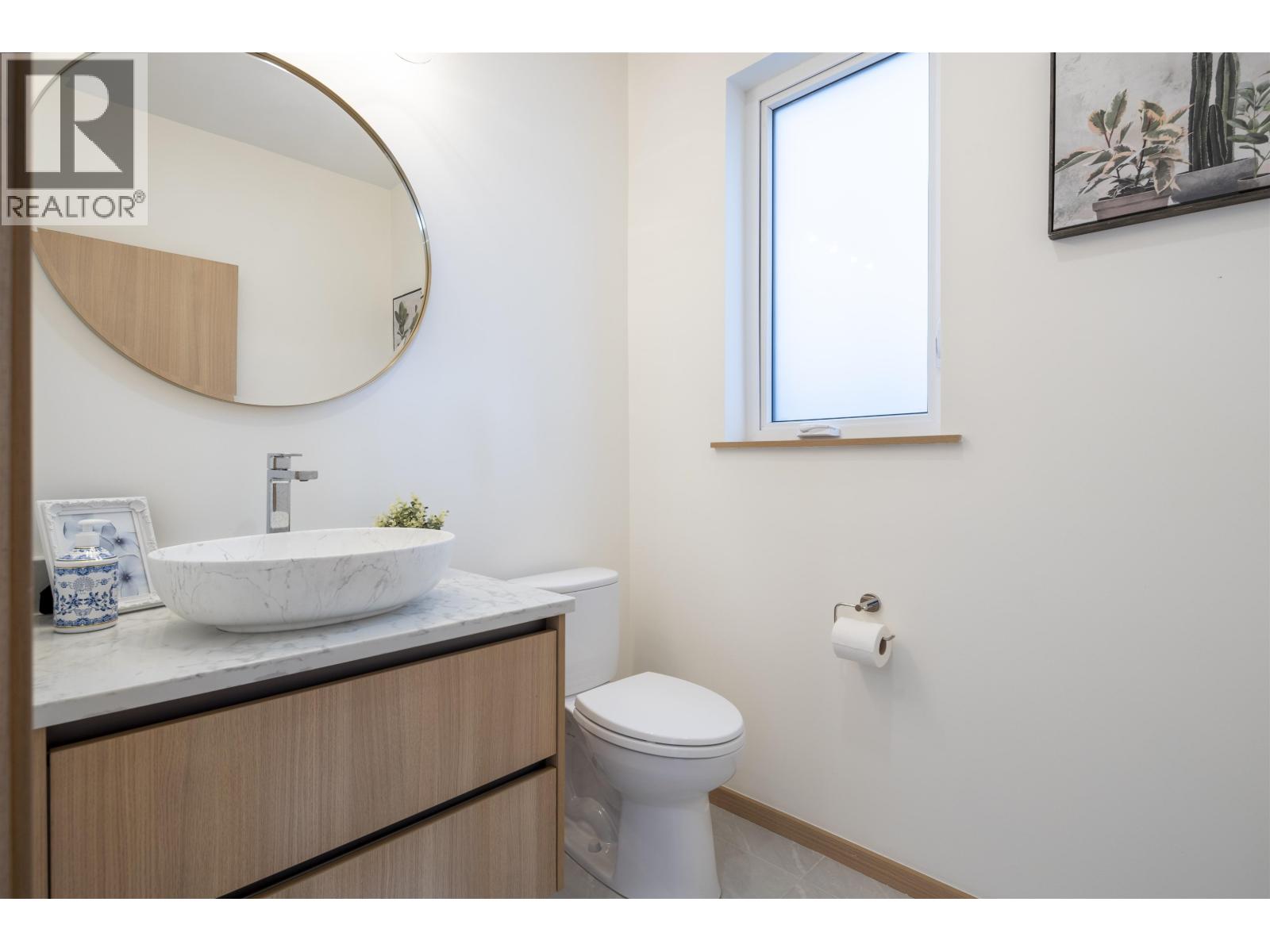 7 N Howard Avenue, Burnaby, British Columbia  V5B 1J6 - Photo 14 - R3102452