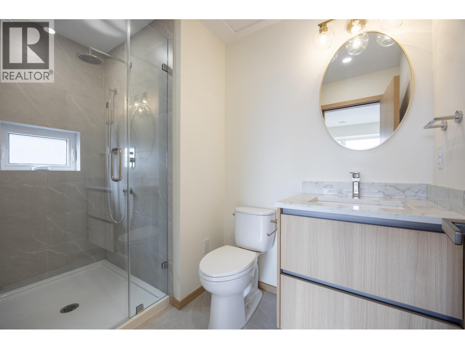 7 N Howard Avenue, Burnaby, British Columbia  V5B 1J6 - Photo 24 - R3102452