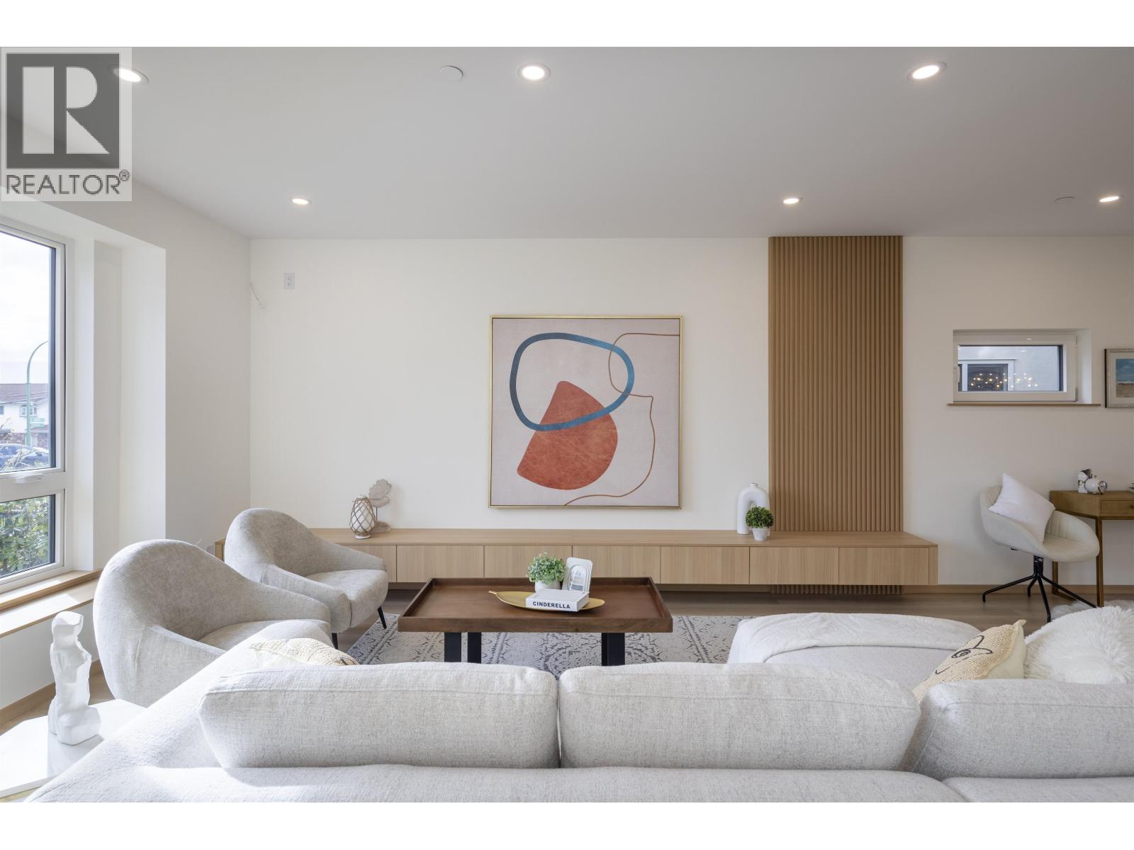 7 N Howard Avenue, Burnaby, British Columbia  V5B 1J6 - Photo 8 - R3102452