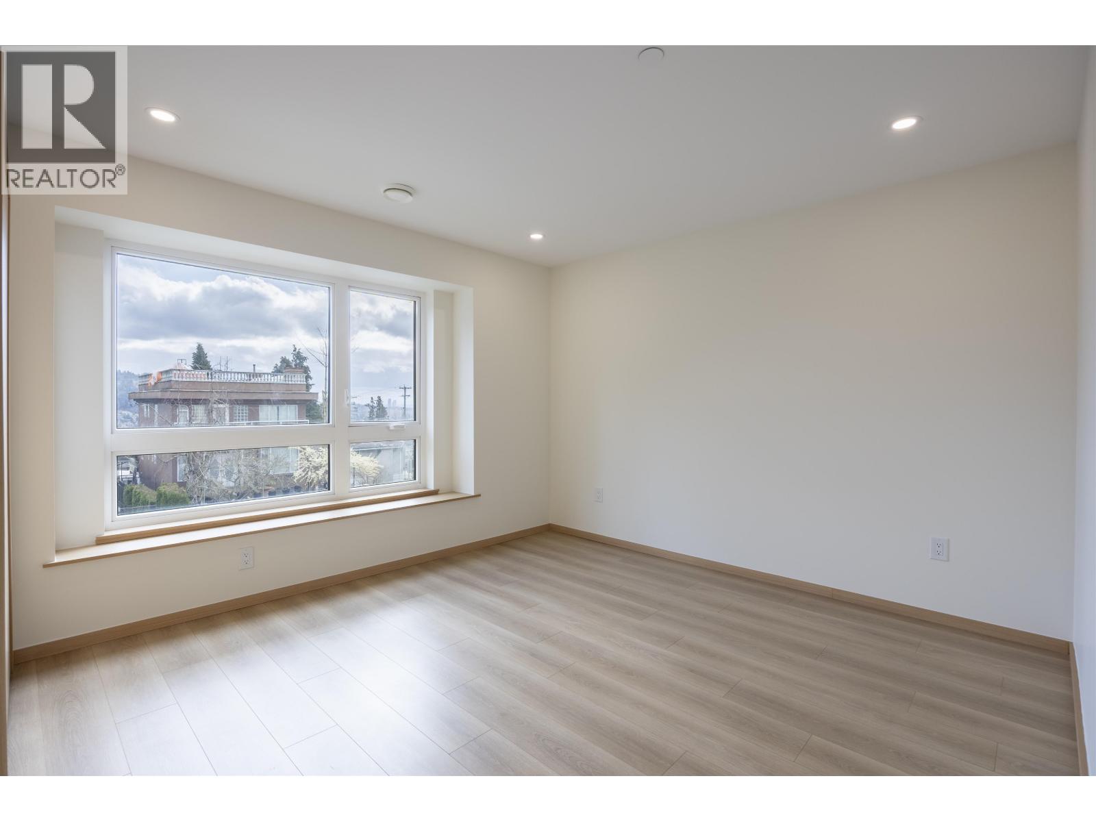 7 N Howard Avenue, Burnaby, British Columbia  V5B 1J6 - Photo 23 - R3102452