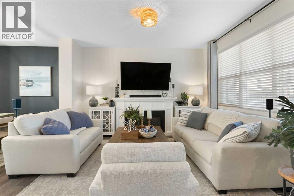 340 Kingsmere Way SE, Airdrie, Alberta  T4A 0Y2 - Photo 3 - A2279759