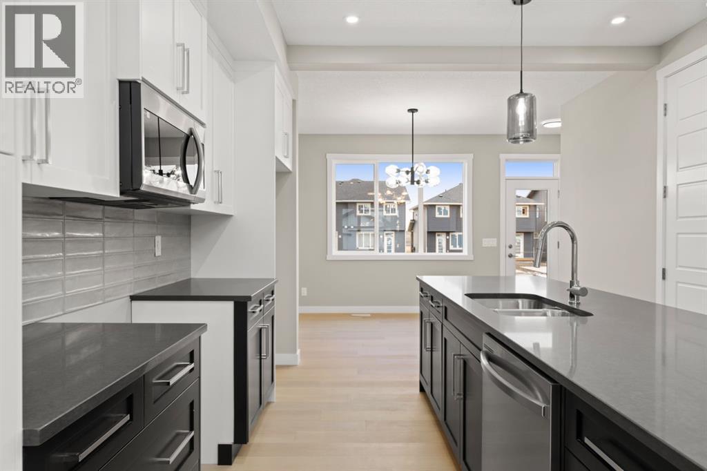 110 Sora Gardens SE, Calgary, Alberta  T3S 0V3 - Photo 6 - A2284927