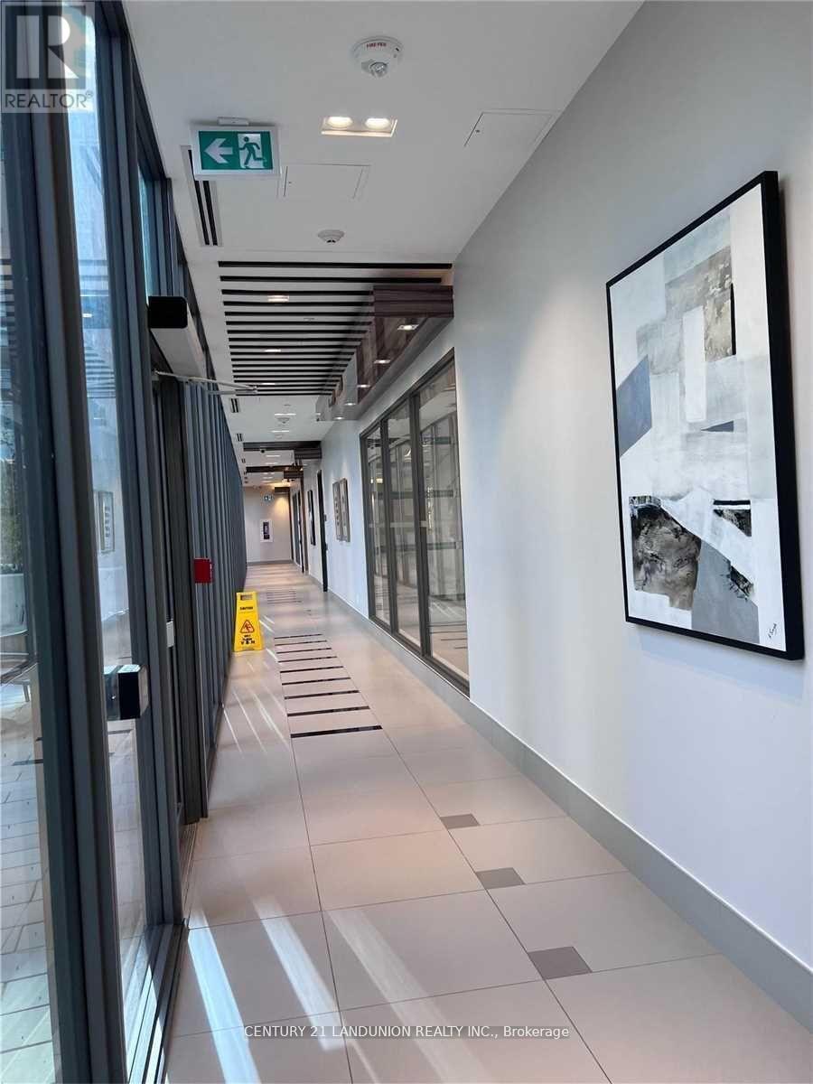 2203 - 32 Forest Manor Road, Toronto (Henry Farm), Ontario  M2J 0H4 - Photo 11 - C12912698