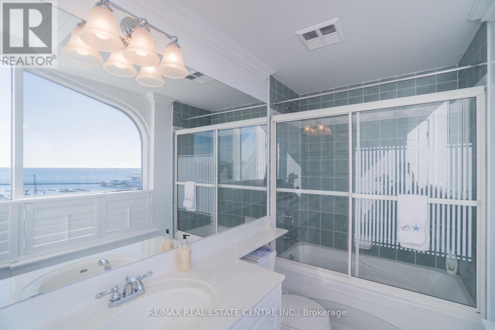 688 - 38 Stadium Road, Toronto, Ontario  M5V 3P4 - Photo 31 - C12912702