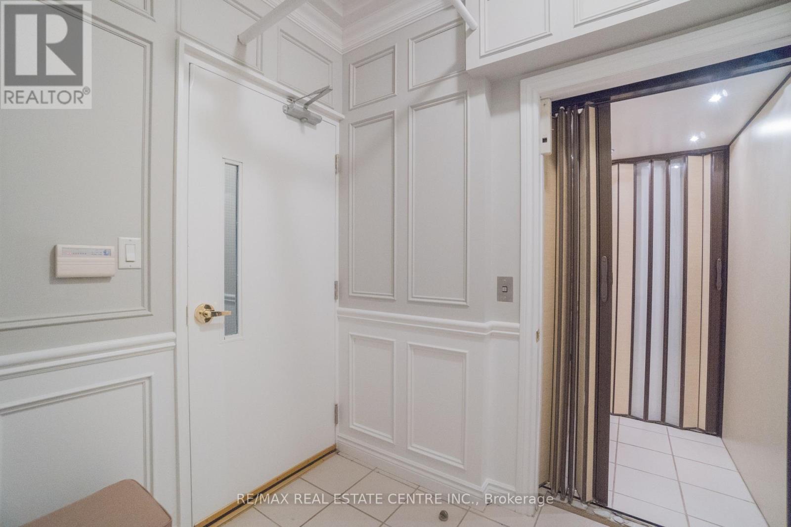 688 - 38 Stadium Road, Toronto, Ontario  M5V 3P4 - Photo 39 - C12912702