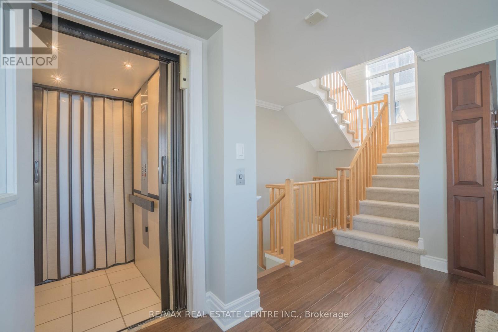 688 - 38 Stadium Road, Toronto, Ontario  M5V 3P4 - Photo 7 - C12912702