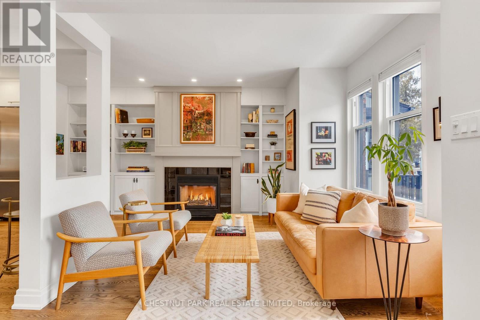 30 Coady Avenue, Toronto, Ontario  M4M 2Y8 - Photo 8 - E12912704