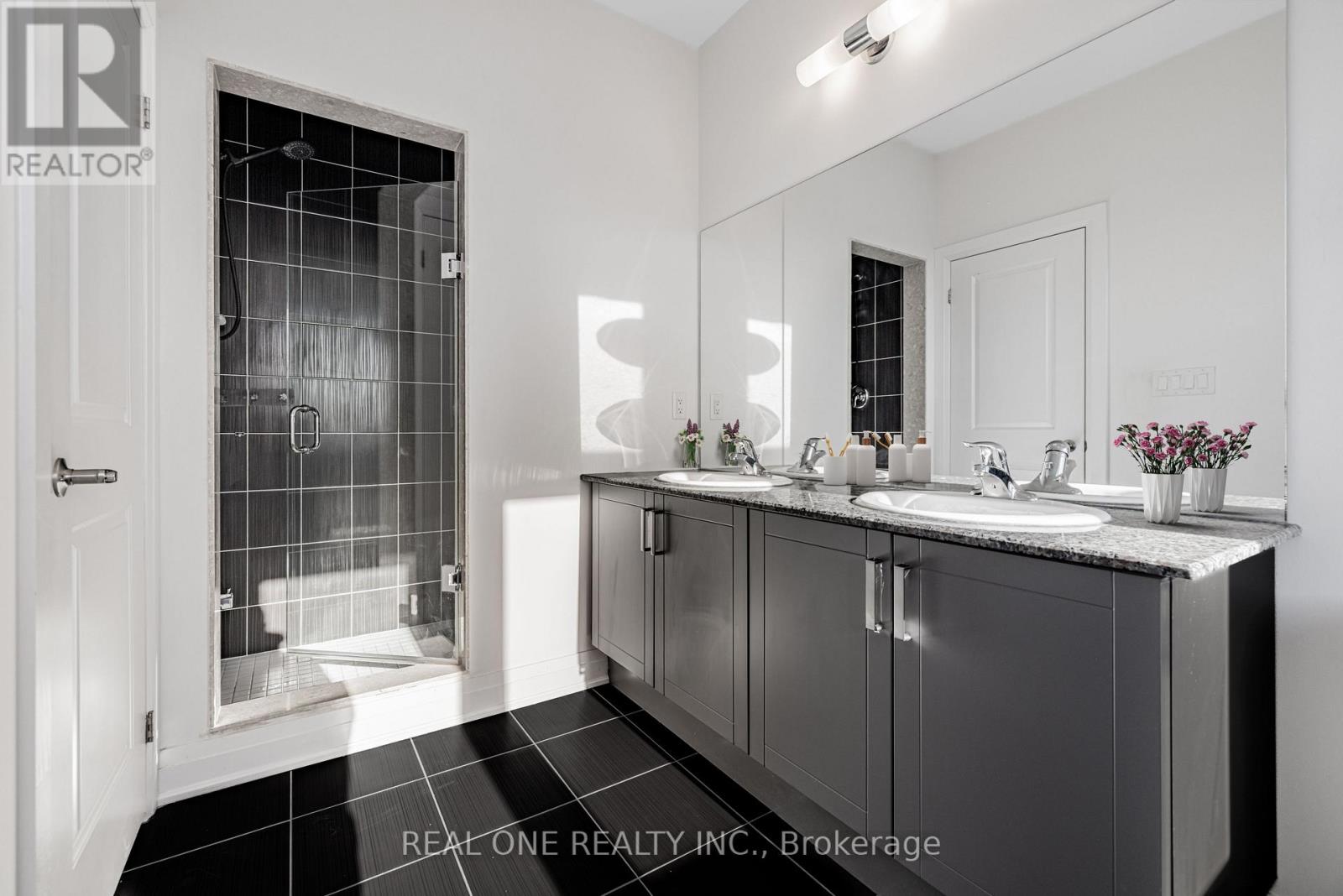 5 Gridiron Gate, Vaughan, Ontario  L4H 4W8 - Photo 17 - N12912678