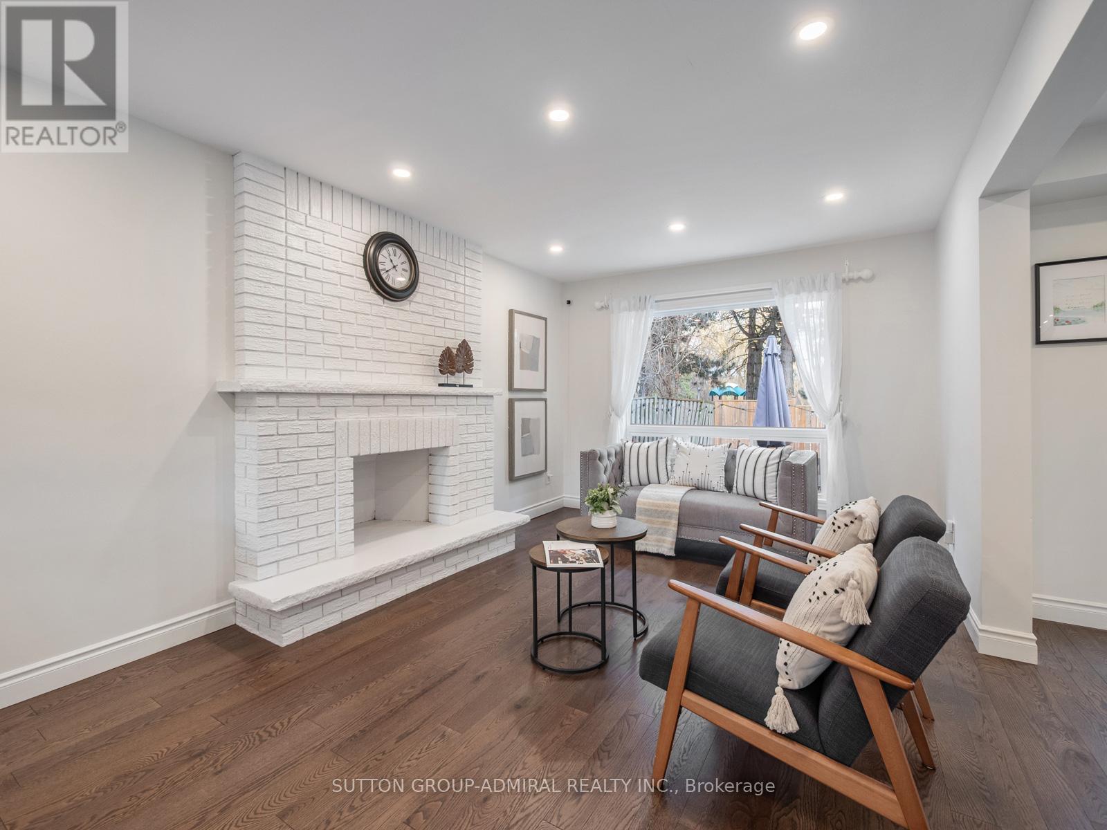 110 Conley Street, Vaughan, Ontario  L4J 2X6 - Photo 12 - N12912694