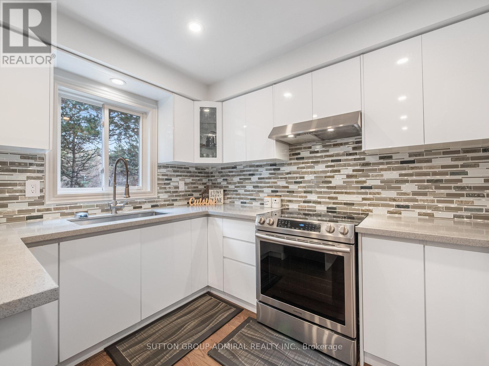 110 Conley Street, Vaughan, Ontario  L4J 2X6 - Photo 18 - N12912694