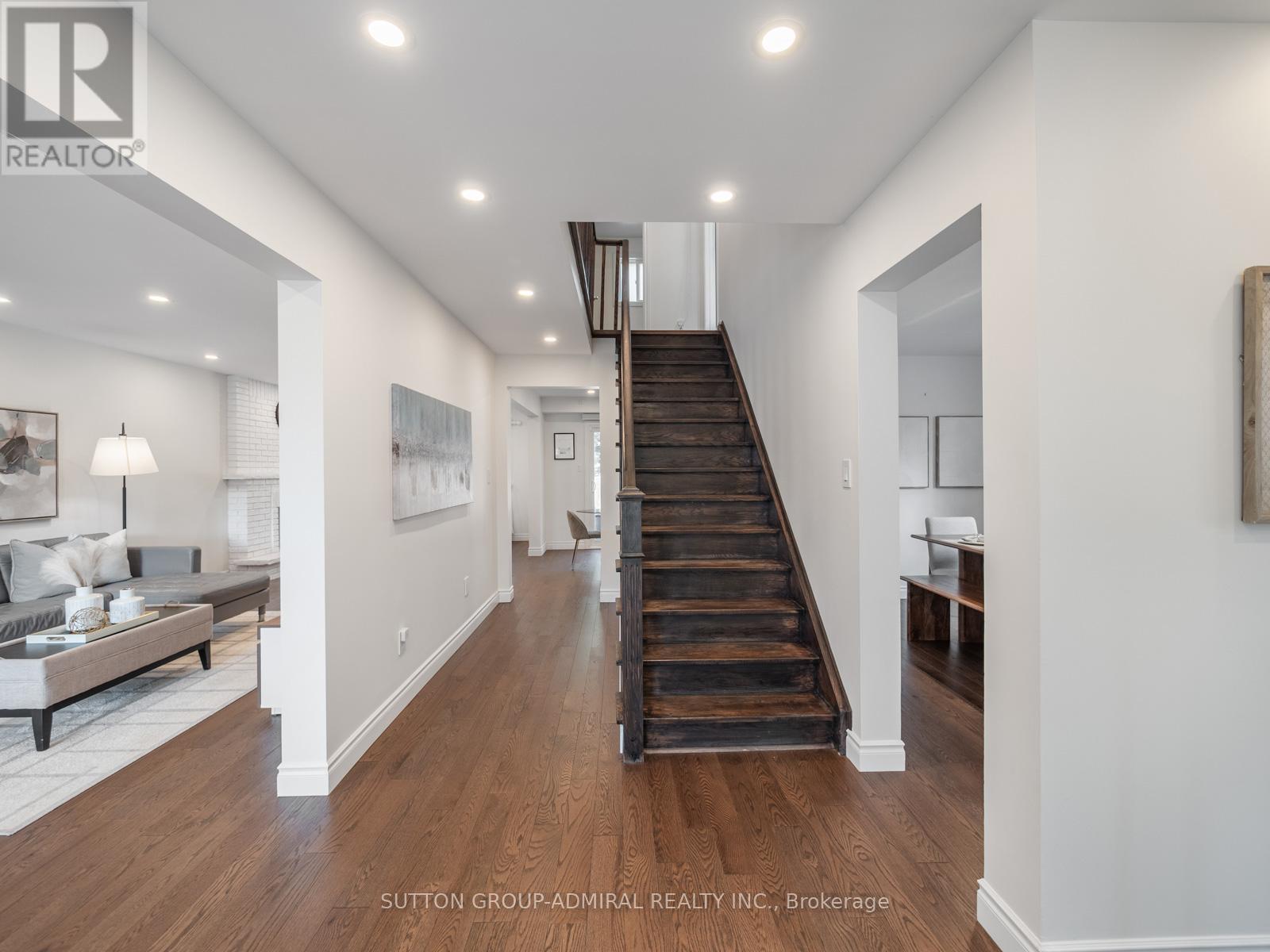 110 Conley Street, Vaughan, Ontario  L4J 2X6 - Photo 4 - N12912694