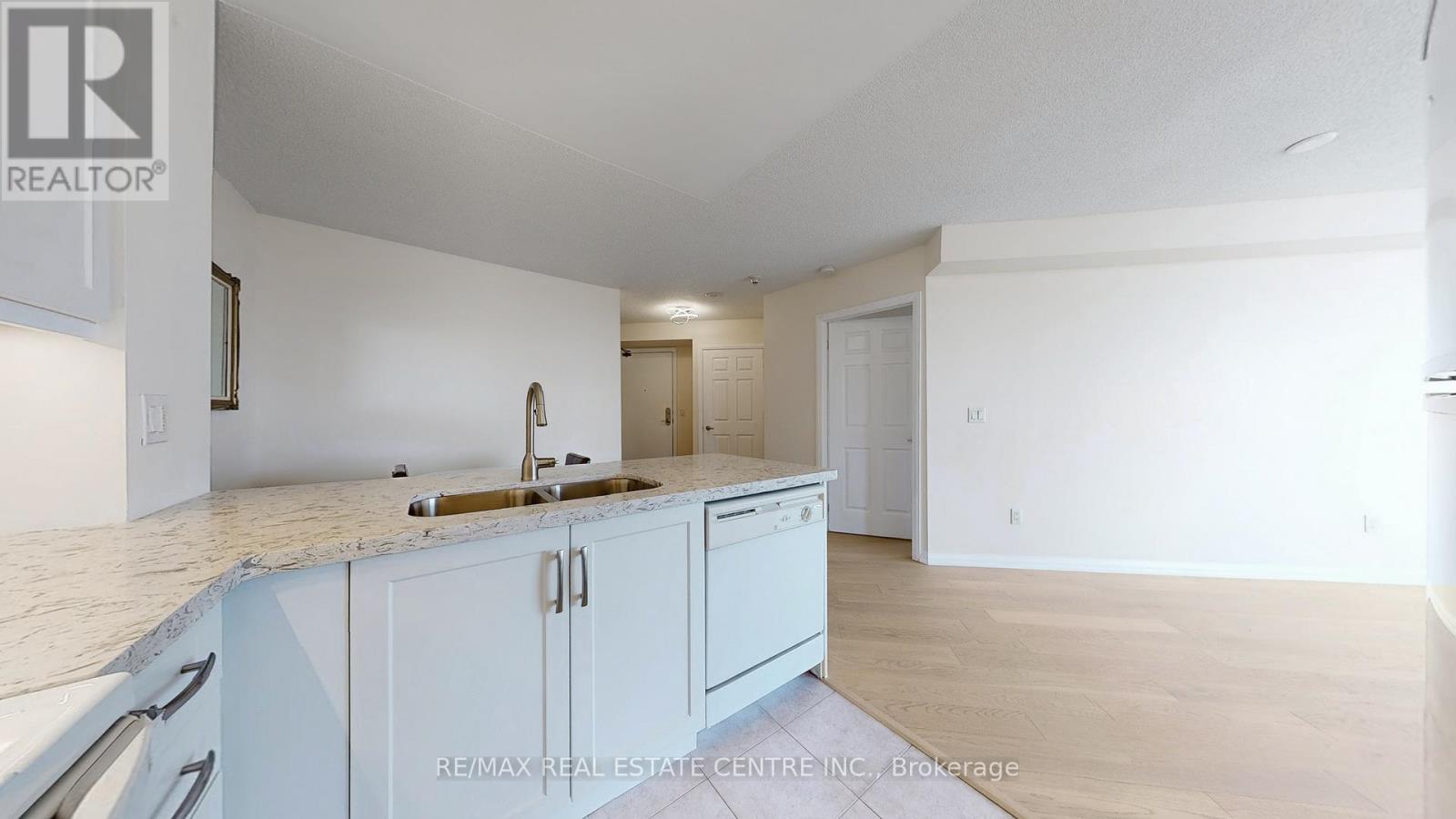 613 - 220 Forum Drive, Mississauga, Ontario  L4Z 4K1 - Photo 16 - W12912686