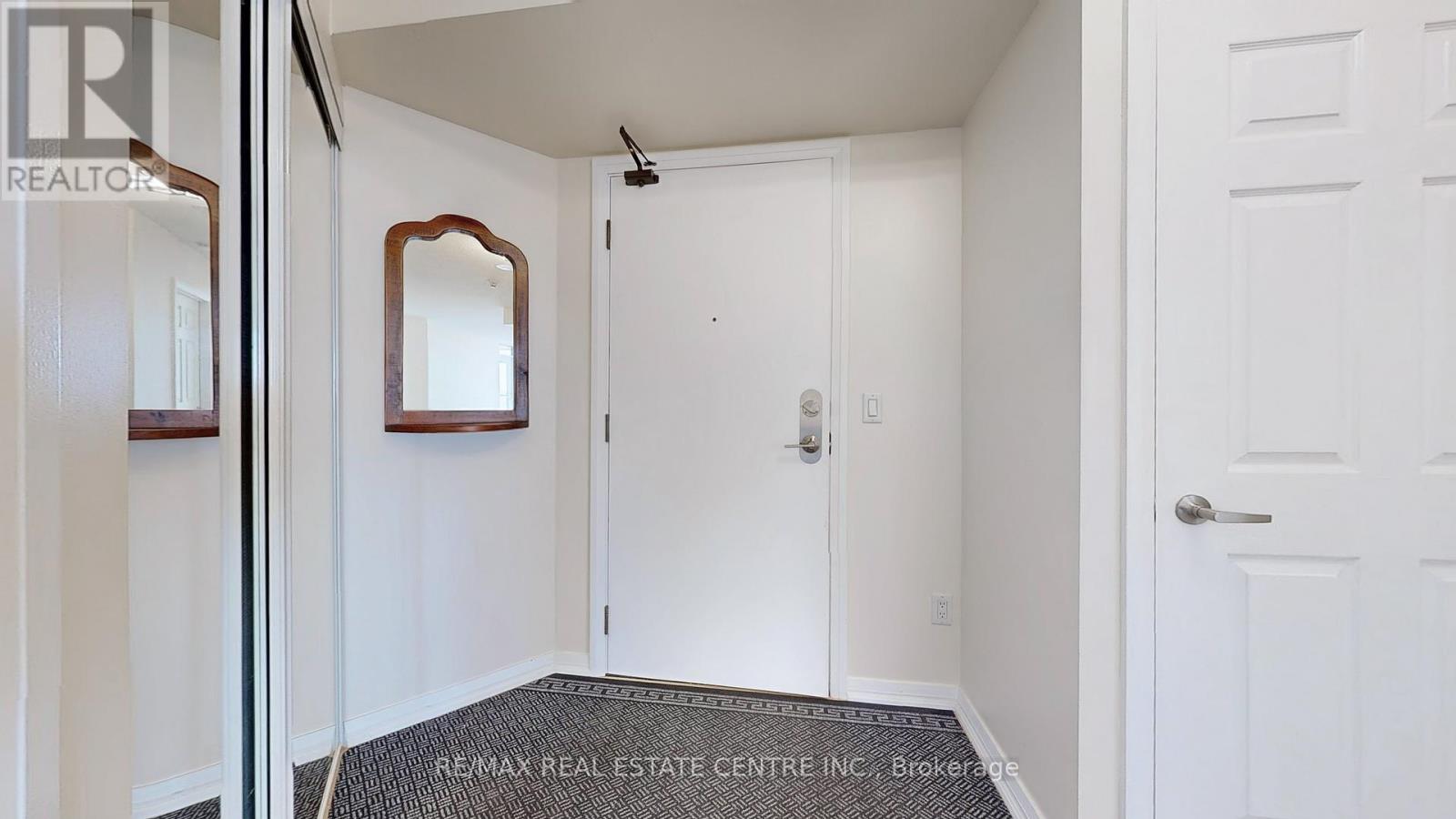 613 - 220 Forum Drive, Mississauga, Ontario  L4Z 4K1 - Photo 8 - W12912686